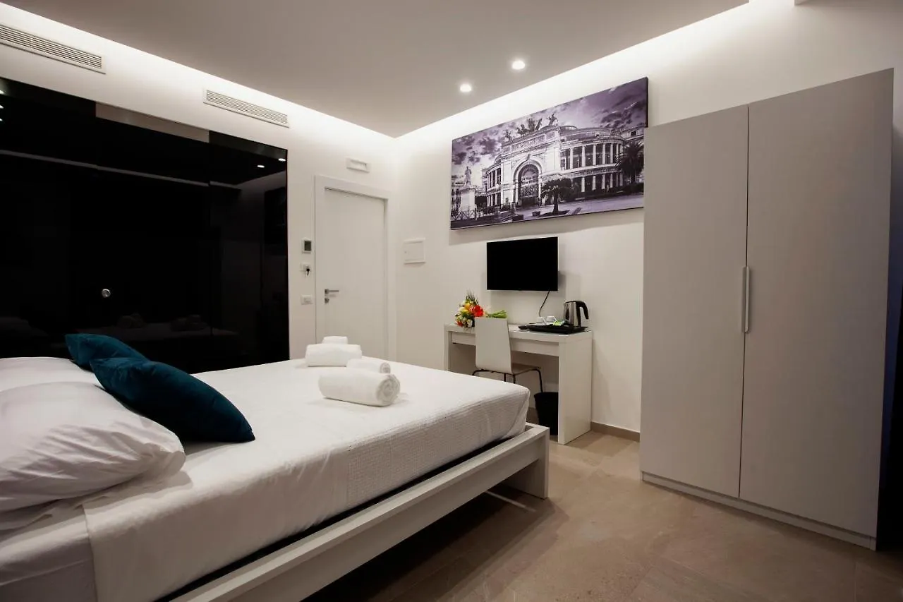 Suites Central Station Palermo 2*,  Italy