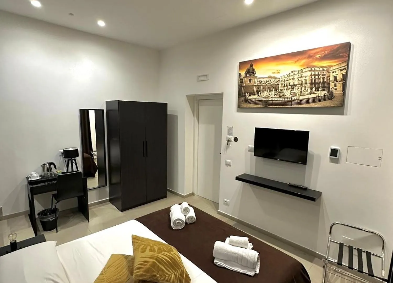 Suites Central Station Palermo Italien