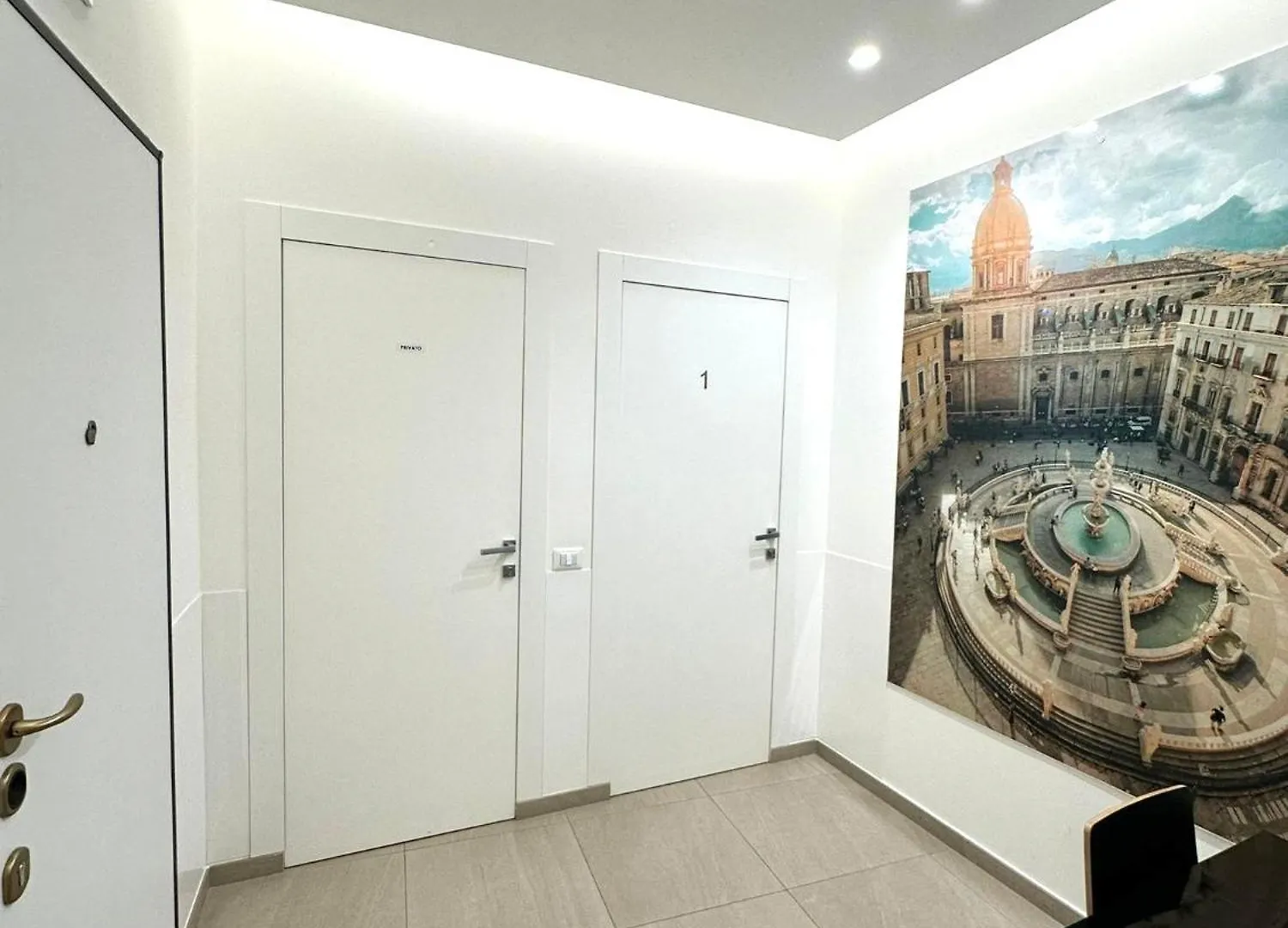 Gasthuis Suites Central Station Palermo